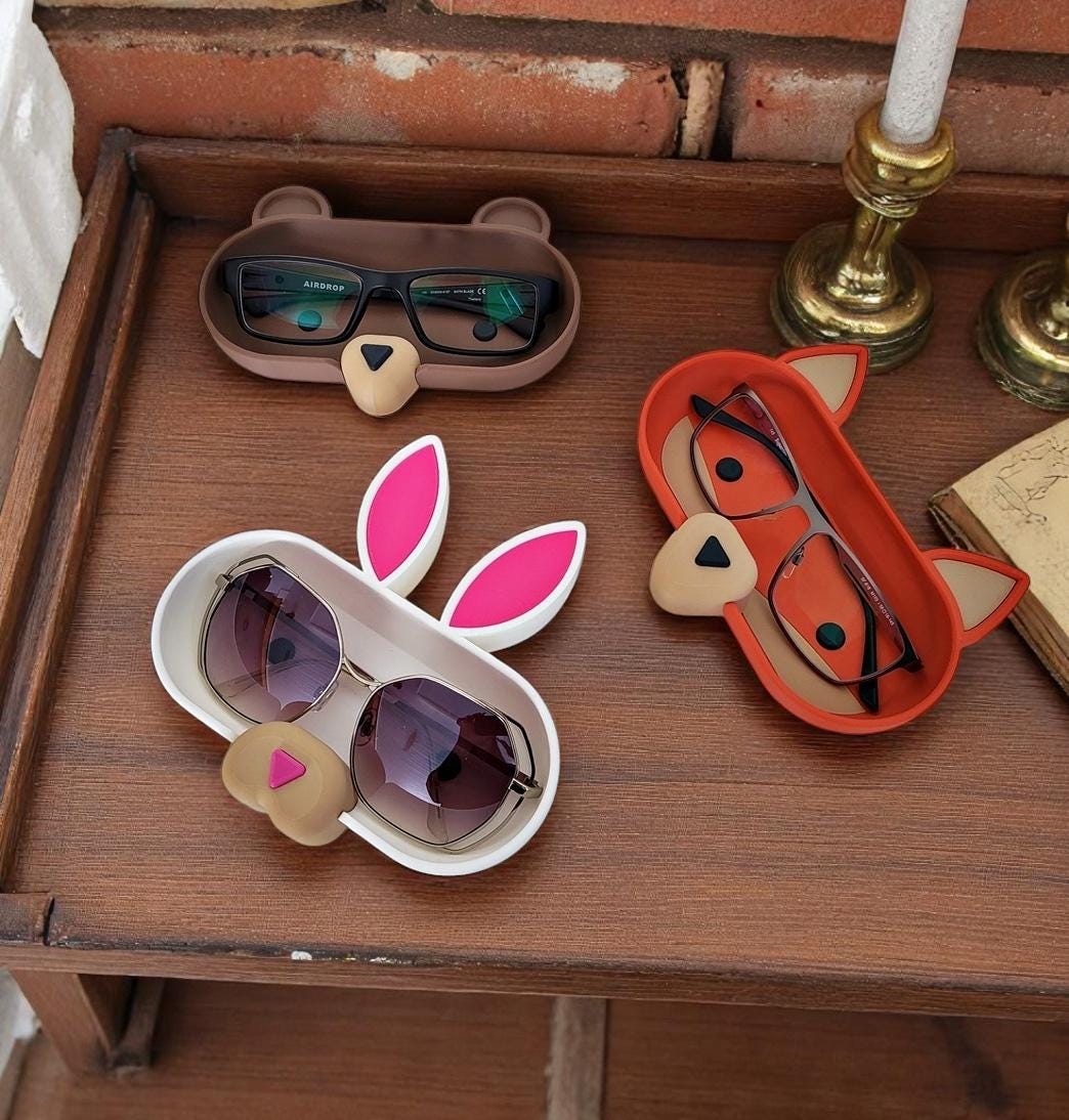 Bear Eyeglass Tray - Adorable Animal Friend Eyeglass Tray - Cute 3D Printed Holder for Glasses - Fun Kids’ Nightstand Organizer
