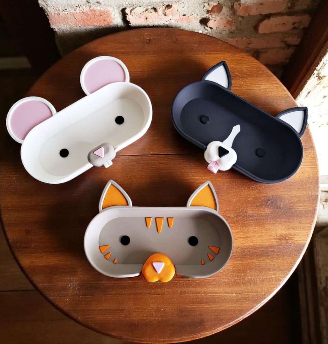 Kitten Eyeglass Tray - Adorable Animal Friend Eyeglass Tray - Cute 3D Printed Cat Holder for Glasses - Fun Kids’ Nightstand Organizer