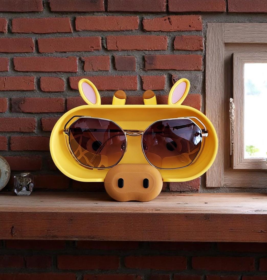 Giraffe Eyeglass Tray - Adorable Animal Friend Eyeglass Tray - Cute 3D Printed Holder for Glasses - Fun Kids’ Nightstand Organizer