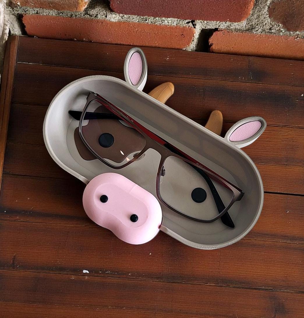 Cow Eyeglass Tray - Adorable Animal Friend Eyeglass Tray - Cute 3D Printed Holder for Glasses - Fun Kids’ Nightstand Organizer